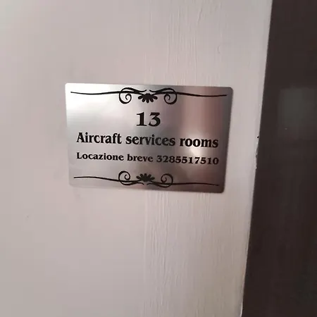 Aircraft Services Neapol