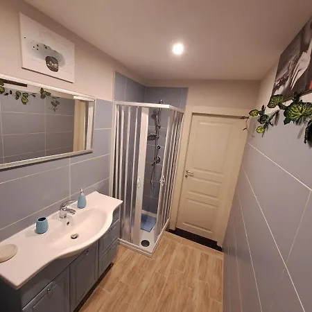 게스트하우스 Aircraft Services